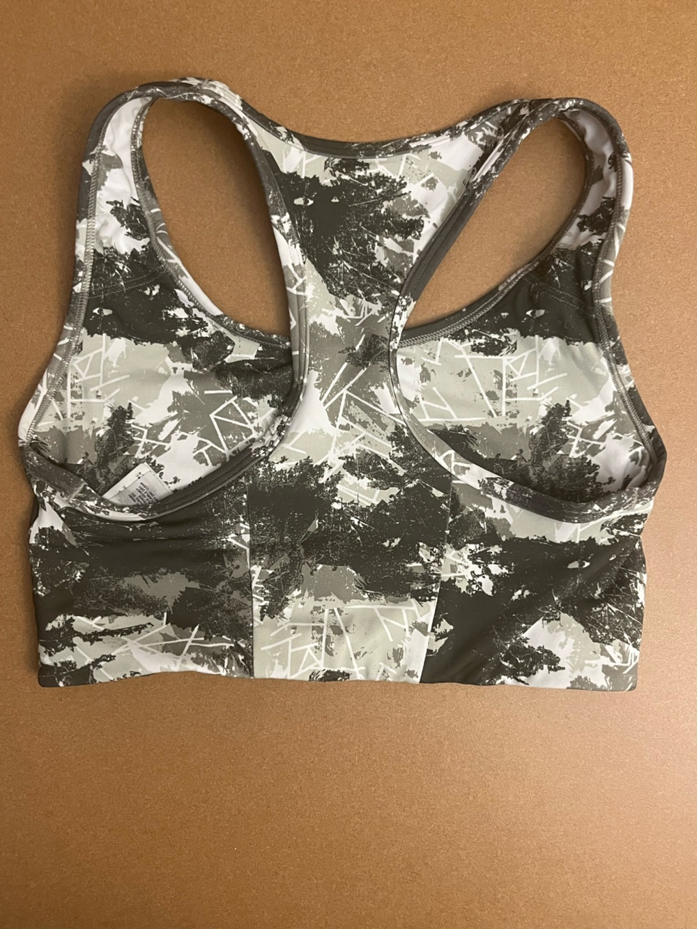 Gymshark Women's Essential Racer Back Sports Bra Green Camo Print. Size S EUC